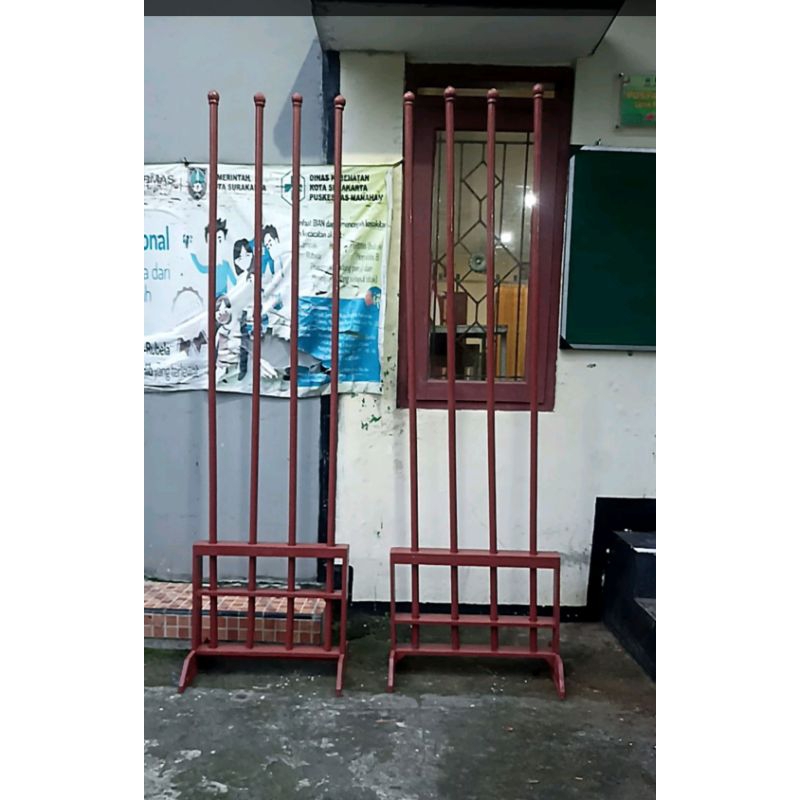 

PAKET tatakan bendera isi 4 lubang + tiang
