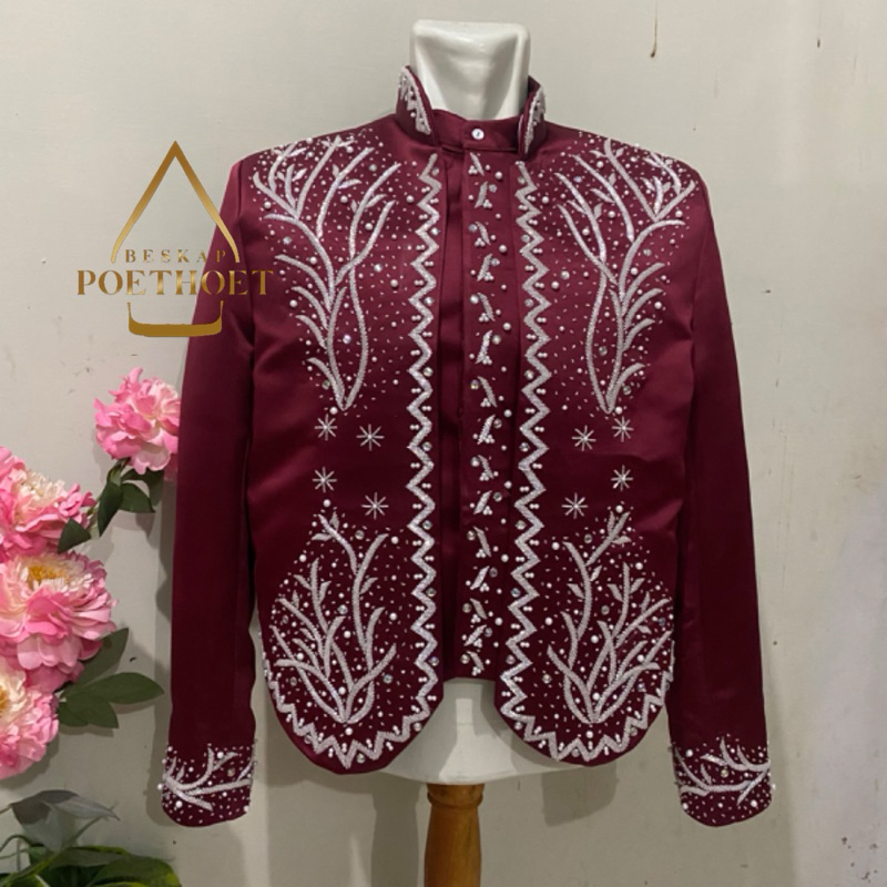 jas pengantin beskap adat jawa Solo hewes merah Maroon payet silver mewah premium Pria