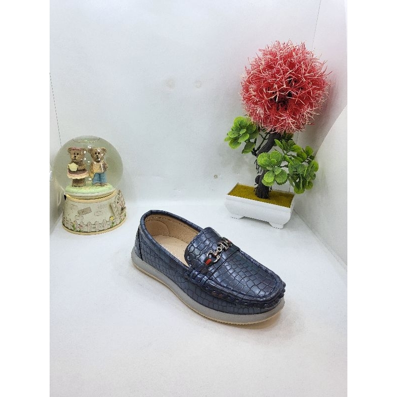 sepatu pansus anak cowok kkw kids import ( 31 - 36 )