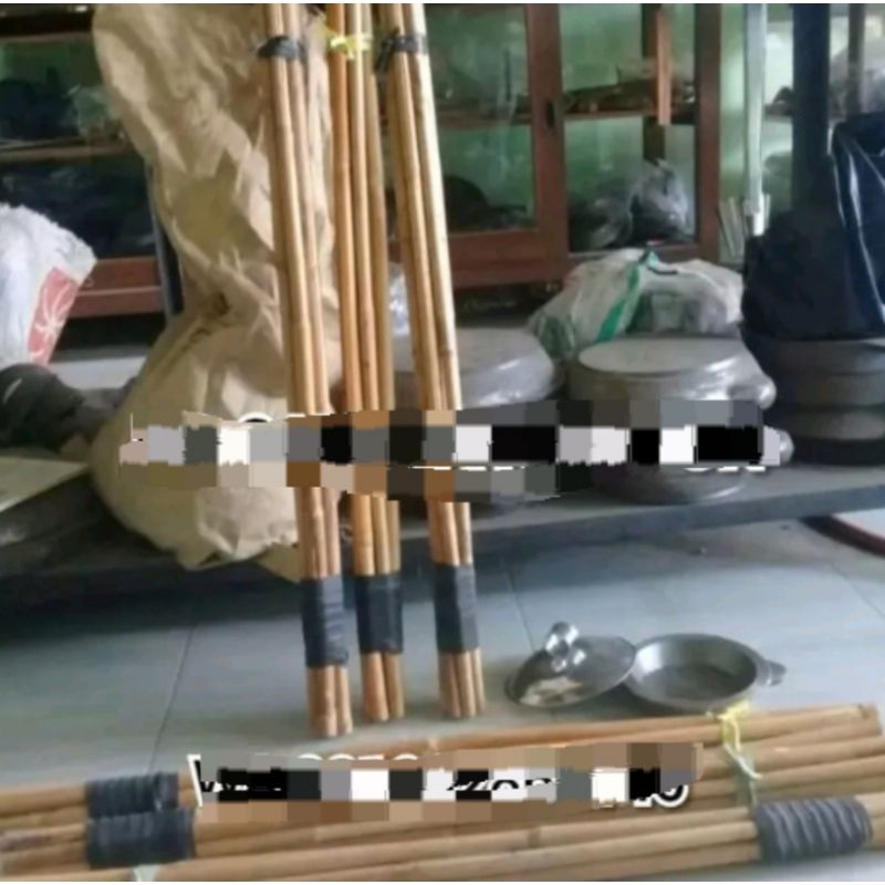 Rotan Alat pengaduk adonan martabak manis..