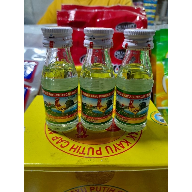 Minyak Kayu Putih Cap Ayam 12 ml