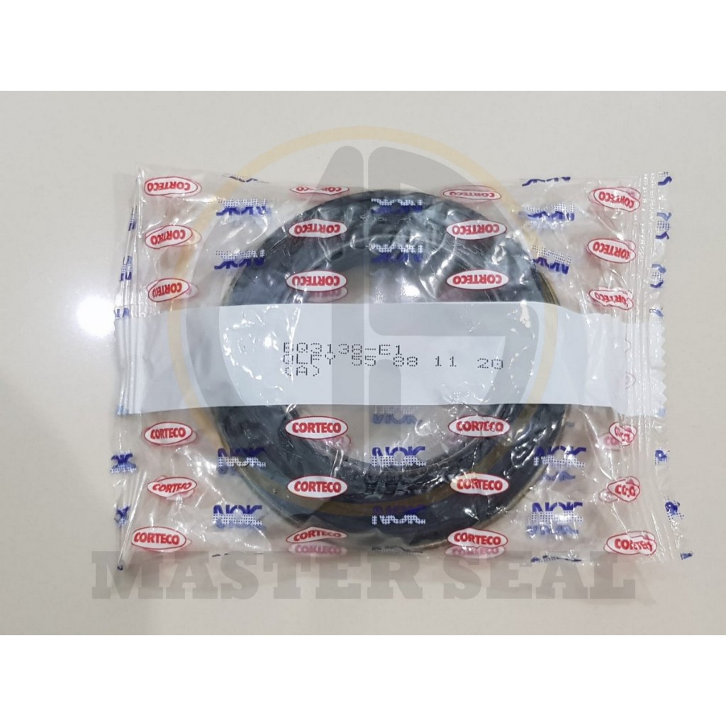 OIL SEAL QLFY 55 88 11 20 NOK CORTECO NBR JEPANG BQ3138-E1