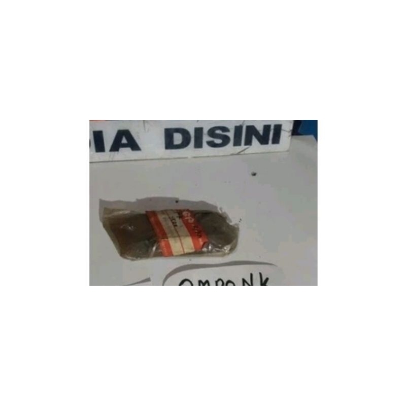 mika sein depan kanan suzuki tornado ori