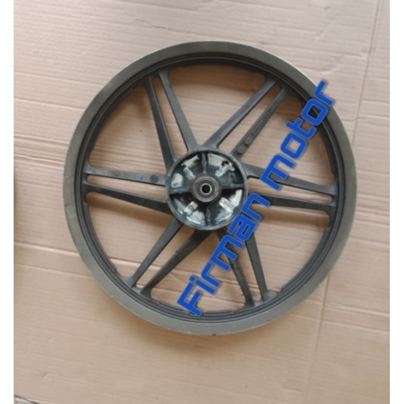 velg pelek belakang Kawasaki edge PNP Kawasaki zx original copotan motor