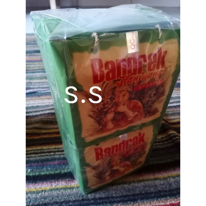 

Bandrek special hanjuang isi 40 pcs