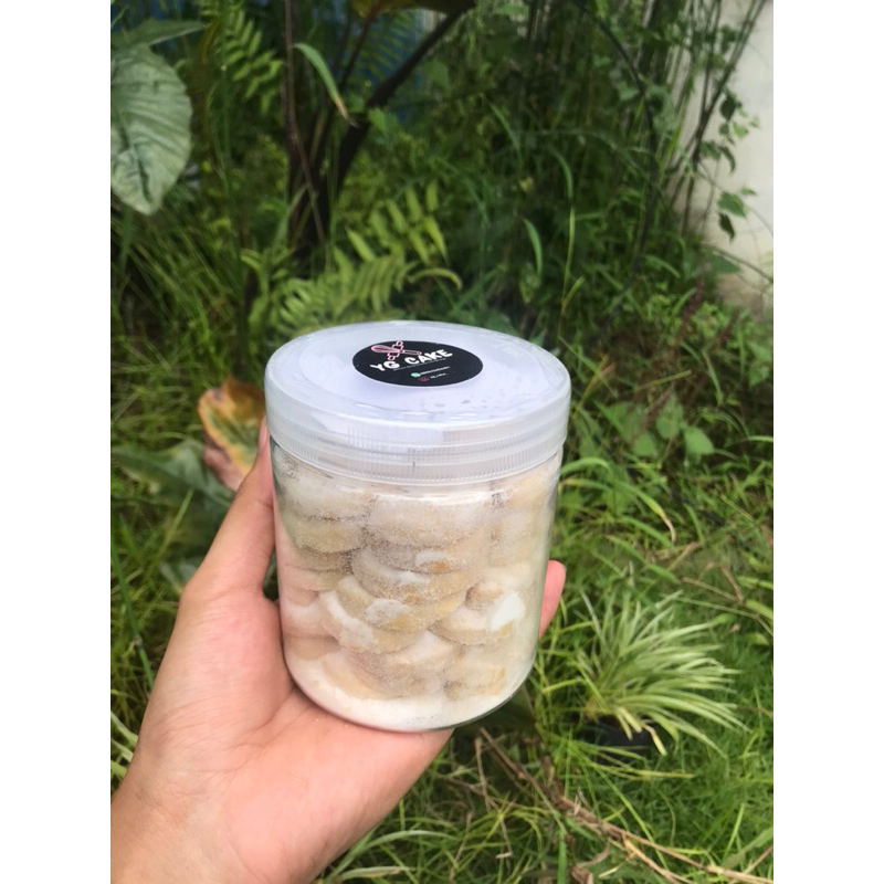 

Kue kering Putri Salju Cookies