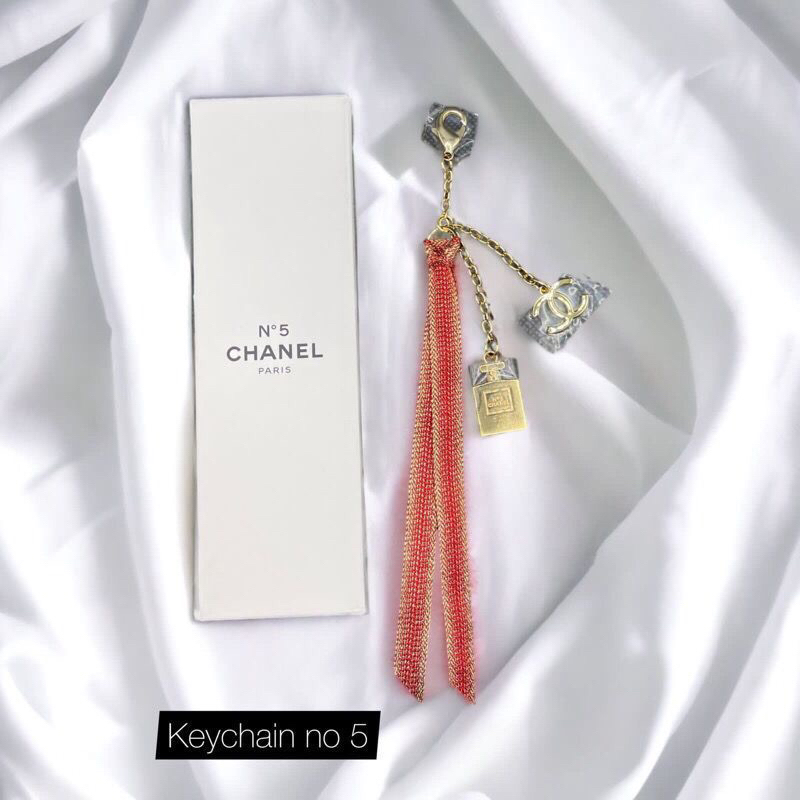 Chanel KeyChain No 5 - Gantungan Tas - Kunci dll Original Gift dari Chanel Beauty