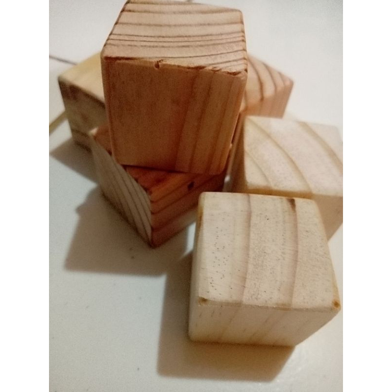 kotak kubus kayu jati belanda serat