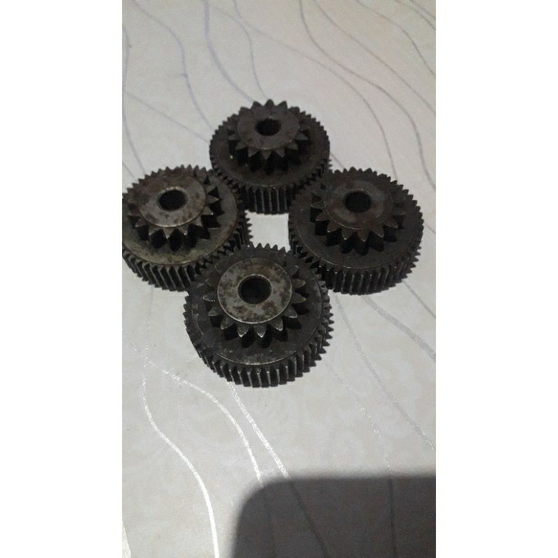 Gear starter gigi stater kecil penghantar dinamo jupiter z vega r new