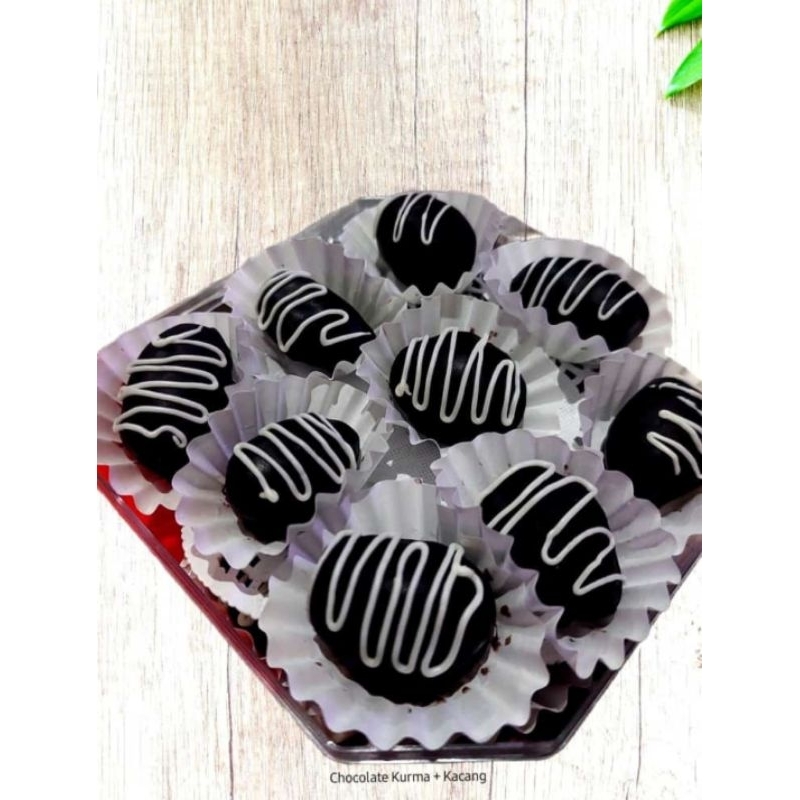 

Chocolate kurma + kacang