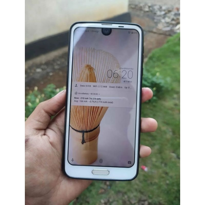 Sharp Aquos R2 4/64gb Second