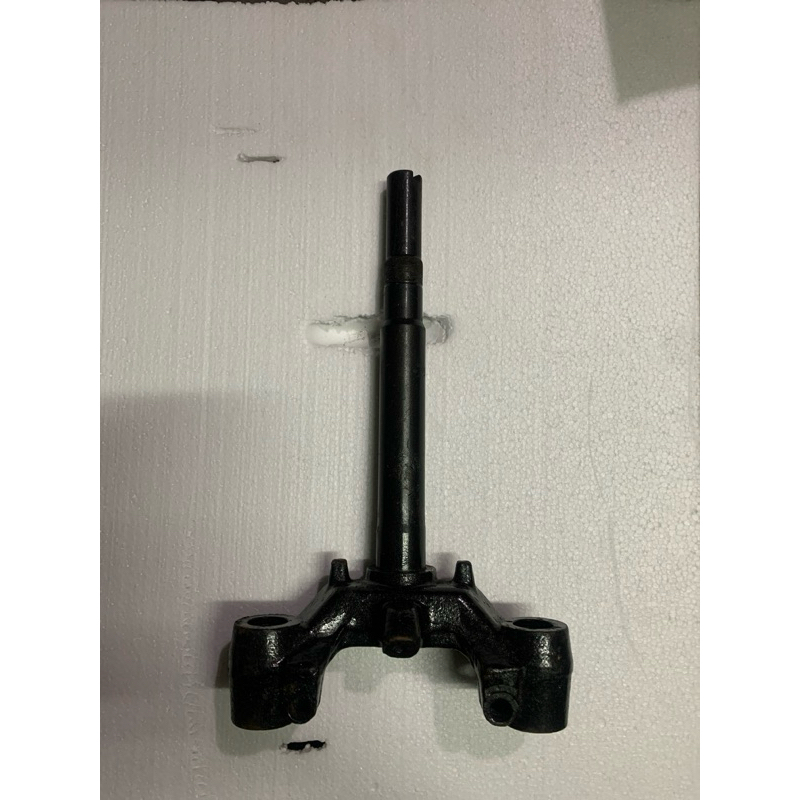 Segitiga Bawah Stir FIZR