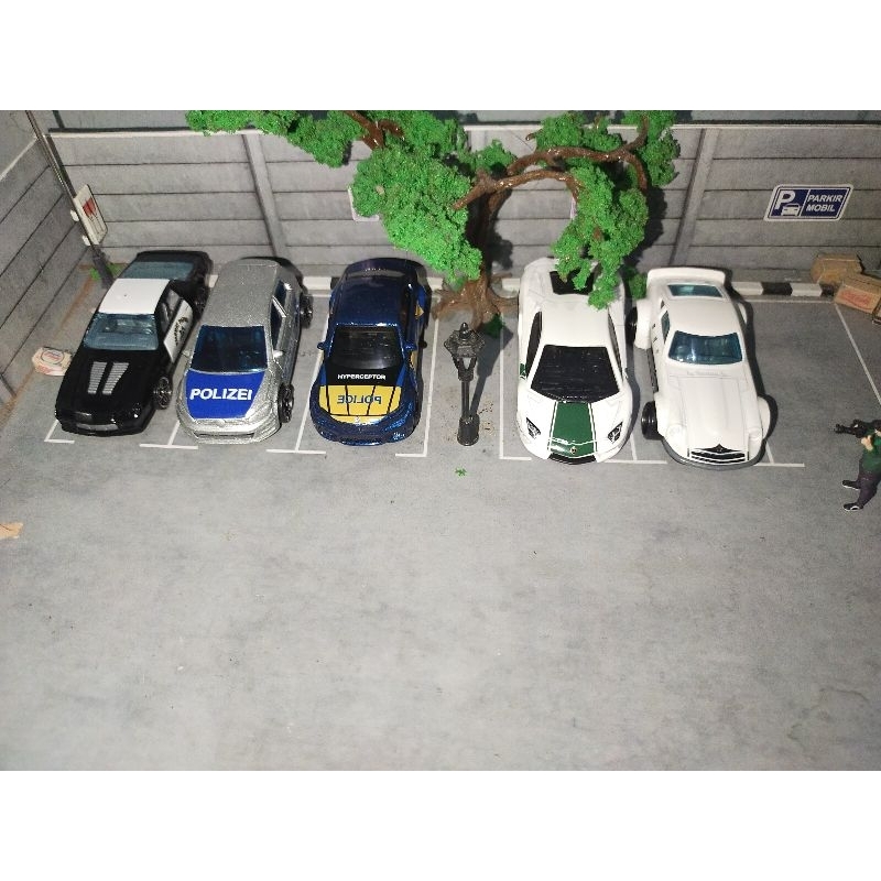 hot wheels police series lamborghini, bmw, nissan set