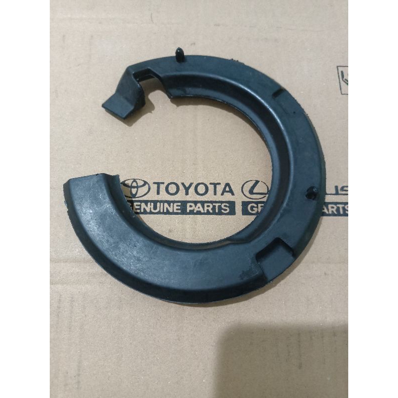 KARET TATAKAN PER DEPAN TOYOTA NEW VIOS NEW YARIS ETIOS VALCO SIENTA  NO PART 48158-OD090 ORIGINAL