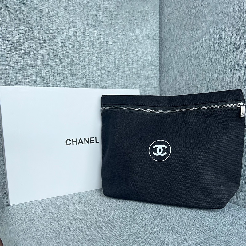 Make Up Pouch Chanel / Beaute Black with Emboss / Include box 33cm*11cm*23cm / Pouch make up / Tas p