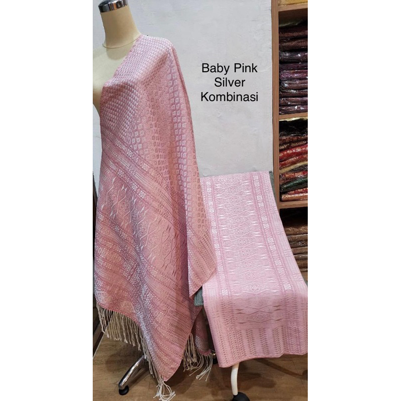 Songket Medan Tumtuman Tarutung Tanpa Sambungan Warna Baby Pink Silver Kombinasi