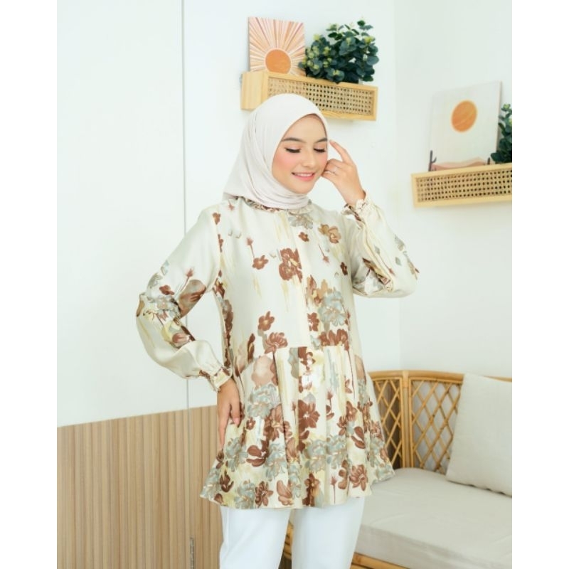RIYANI BLOUSE