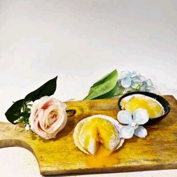 

MOCHI KEJU