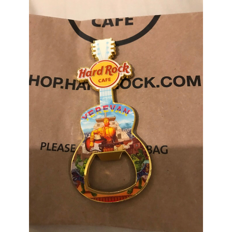 Magnet kulkas hard rock cafe yerevan original