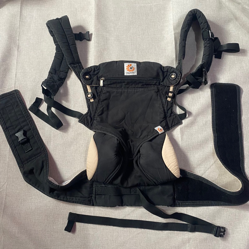 ergobaby 360 black camel