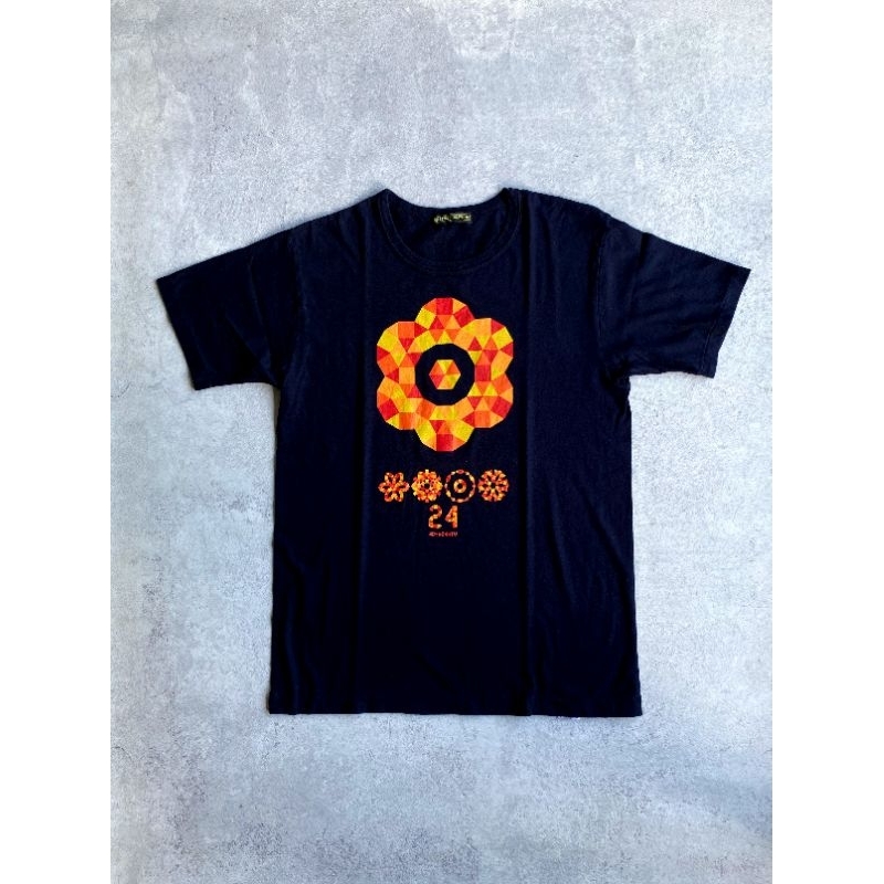 24 Hour Television Size L