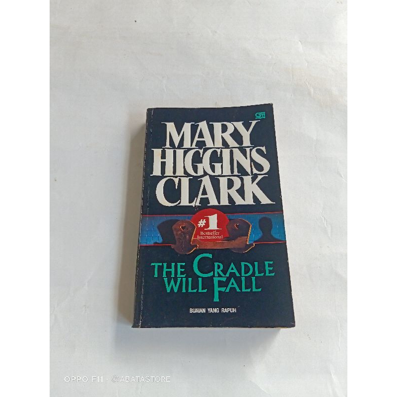 NOVEL MARY HIGGINS CLARK BUAIAN YANG RAPUH