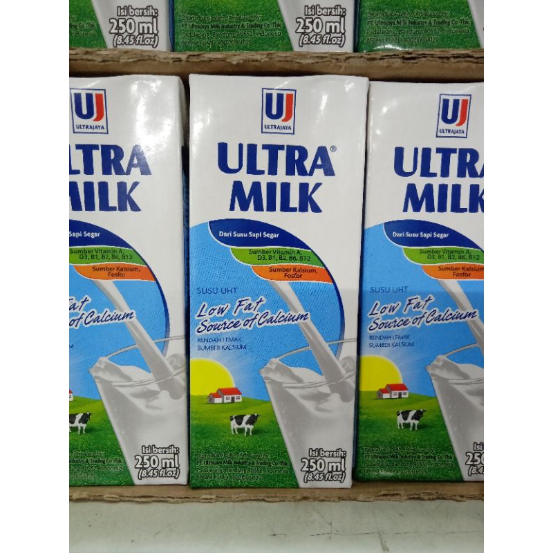 

susu ultra milk low fat rendah lemak sumber kalsium 250ml ultra jaya