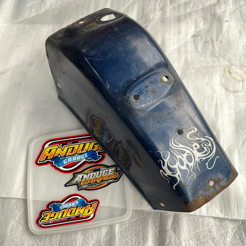 spakbor slebor selebar belakang Suzuki RC80 RC100 Bravo DK RC 80 RC 100 biru dongker tua oryginal