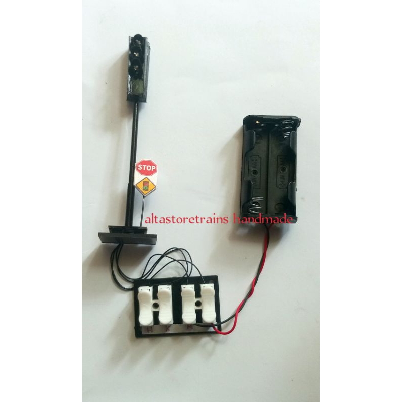 Miniatur lampu merah lalu lintas