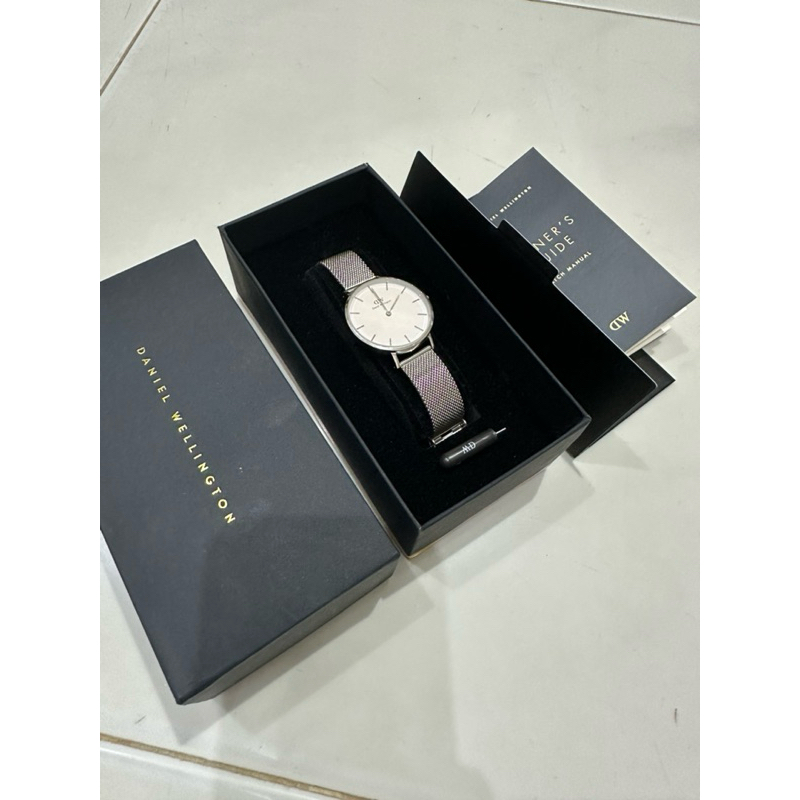 Daniel Wellington Classic Petite Sterling 28mm