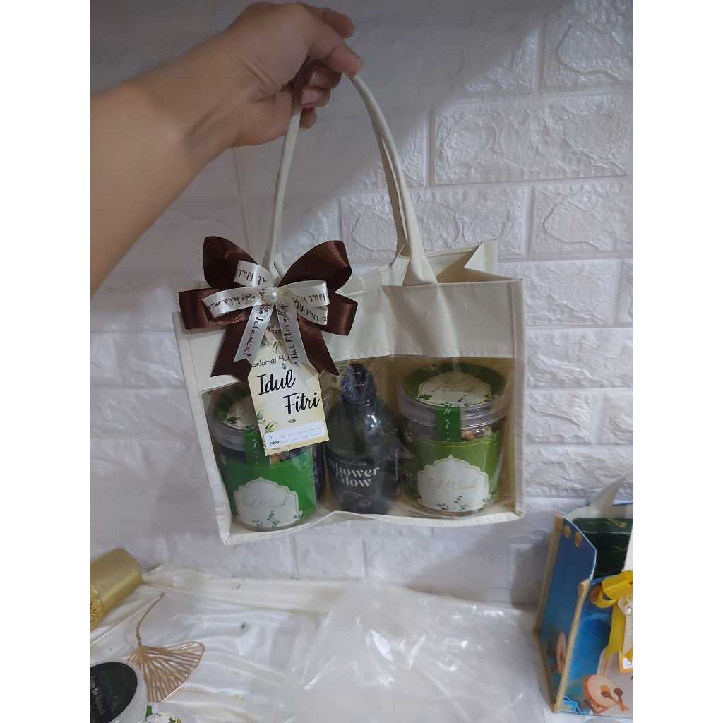 

HAMPERS RAYA SOAP / HAMPERS LEBARAN / PARCEL LEBARAN