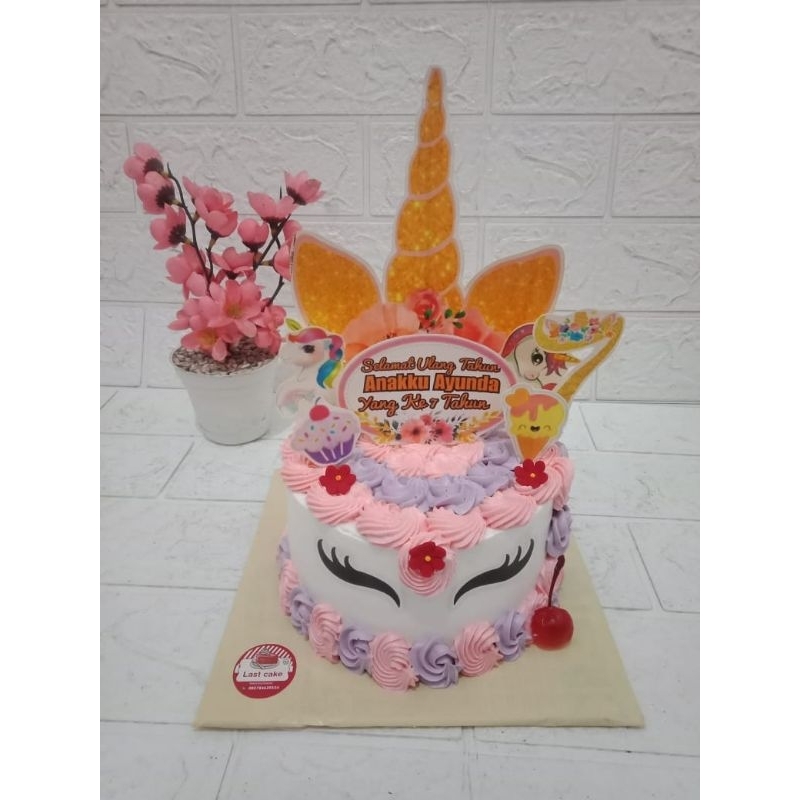 kue ulangtahun