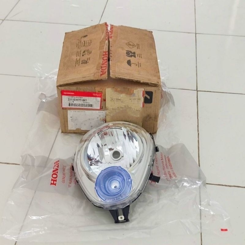 Reflektor Lampu Depan SCOOPY KYT karbu (2010-2013)/ 33110-KYT-941/HONDA