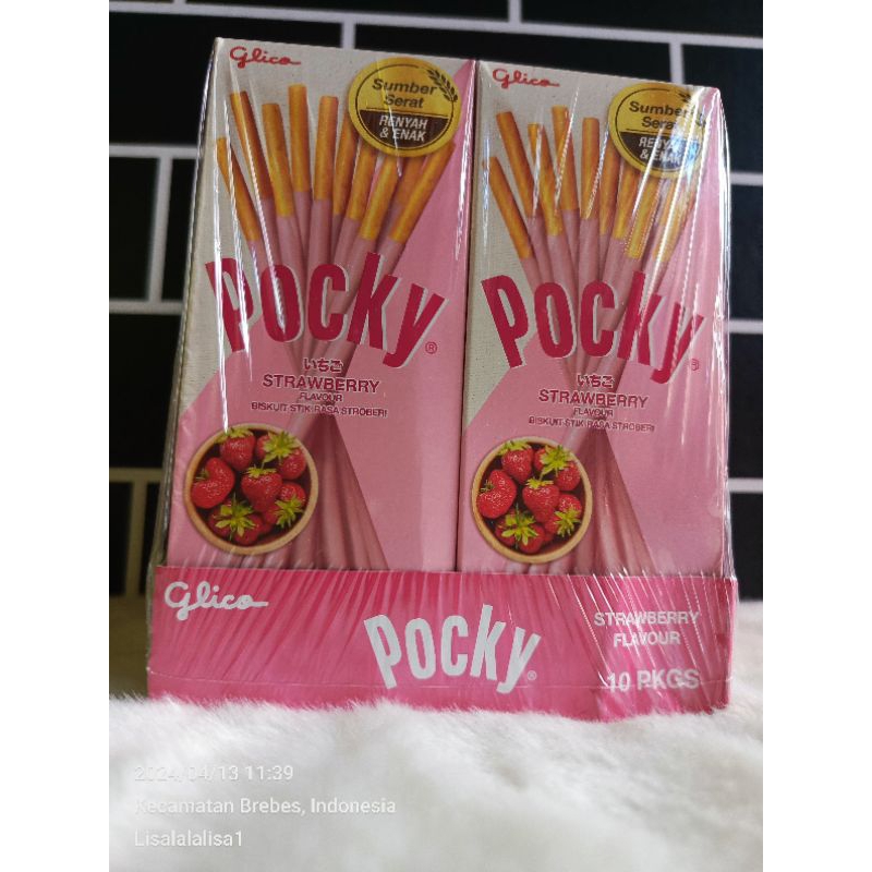 

pocky coklat strawberry isi 10 box