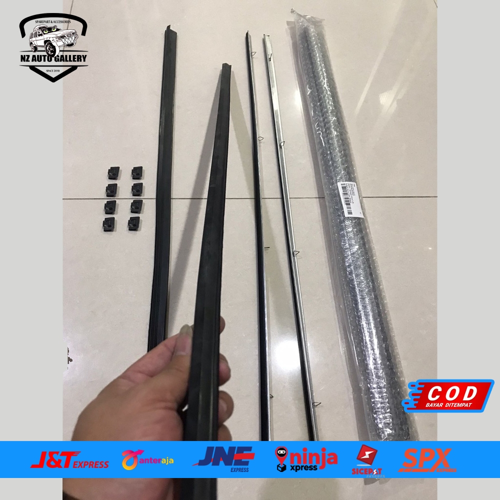 Pelipit Kaca Dalam Suzuki Katana Dan Jimny Pelipit Kaca Dalam Mobil Suzuki Katana / Jimny Pelipit Ka