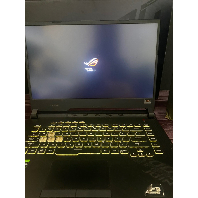 ROG STRIX G512LI I7 Gen 10 GTX 1650 4gb