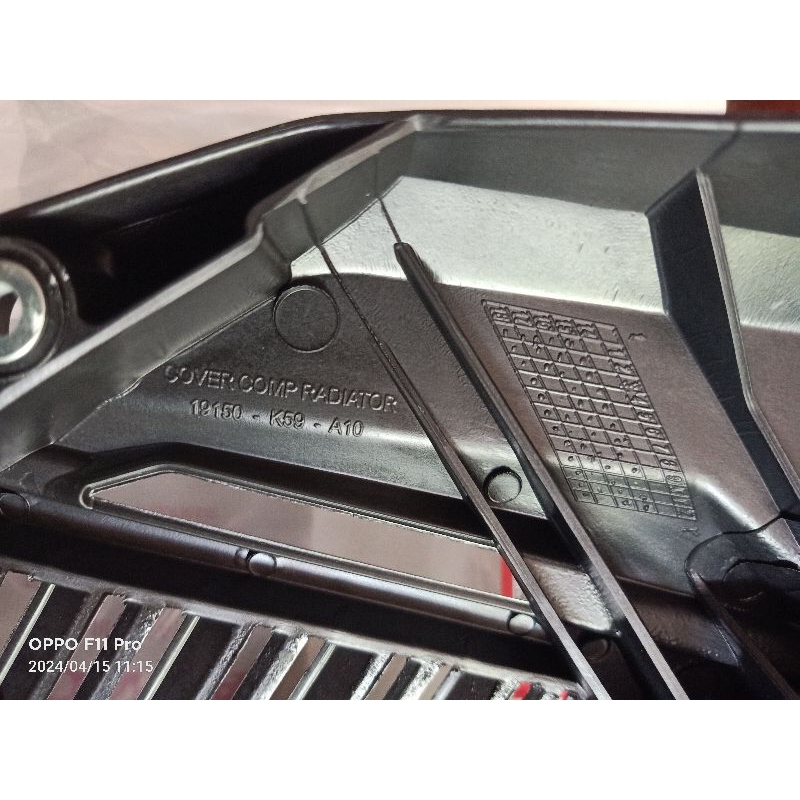 Cover comp radiator vario 150 led K59 tutup radiator kipas vario 150 led K59 asli ori original AHM.
