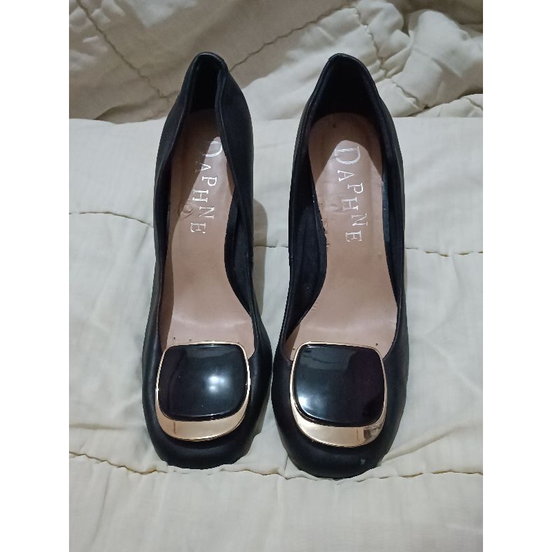 sepatu hak tahu /boots/flat shoes