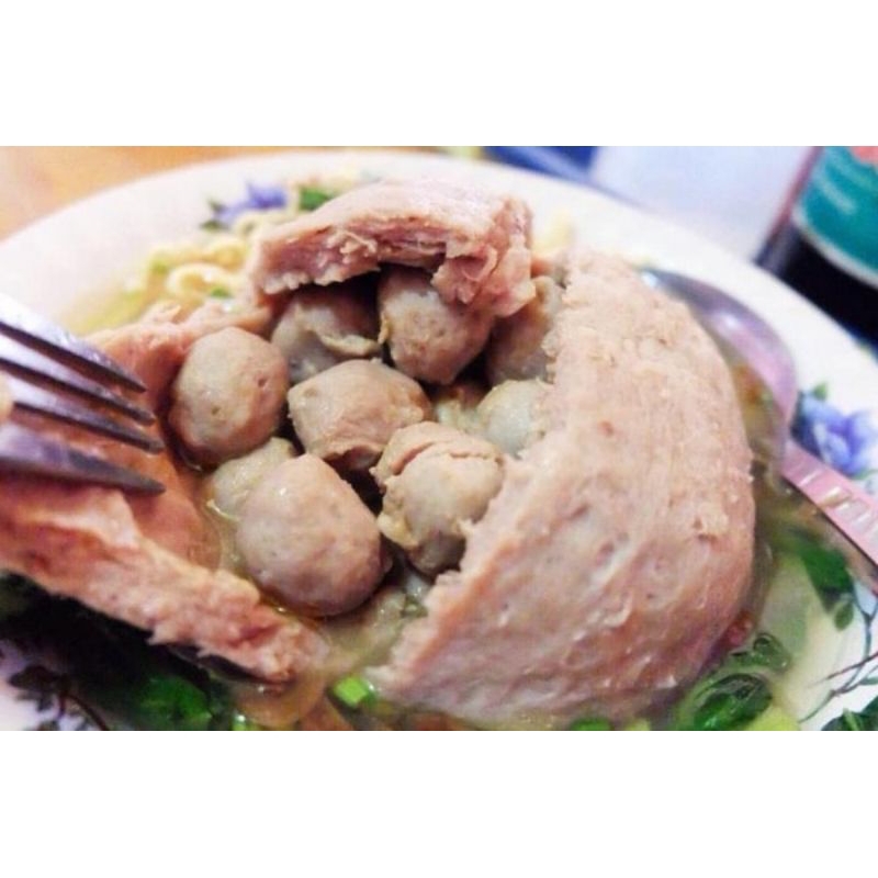 

BAKSO beranak,super banyak anaknya plus dengan BUMBU kuah nikmat