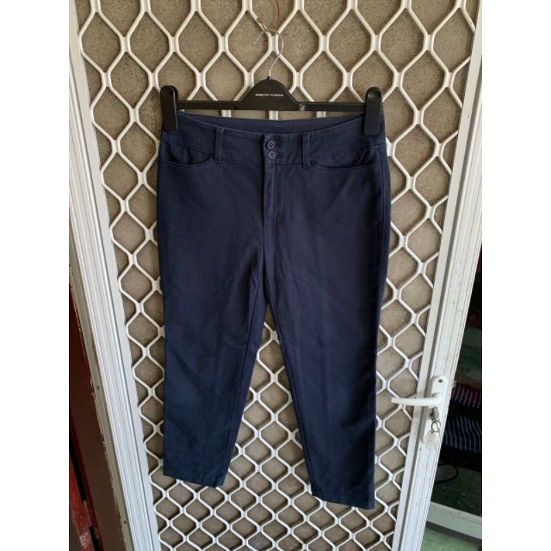 Th / Celana Bahan Donker Uniqlo