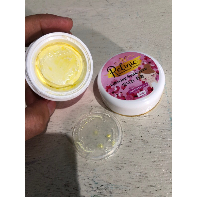 sunscreen  rclinic glowing SPF 50 / sunblock rclinic