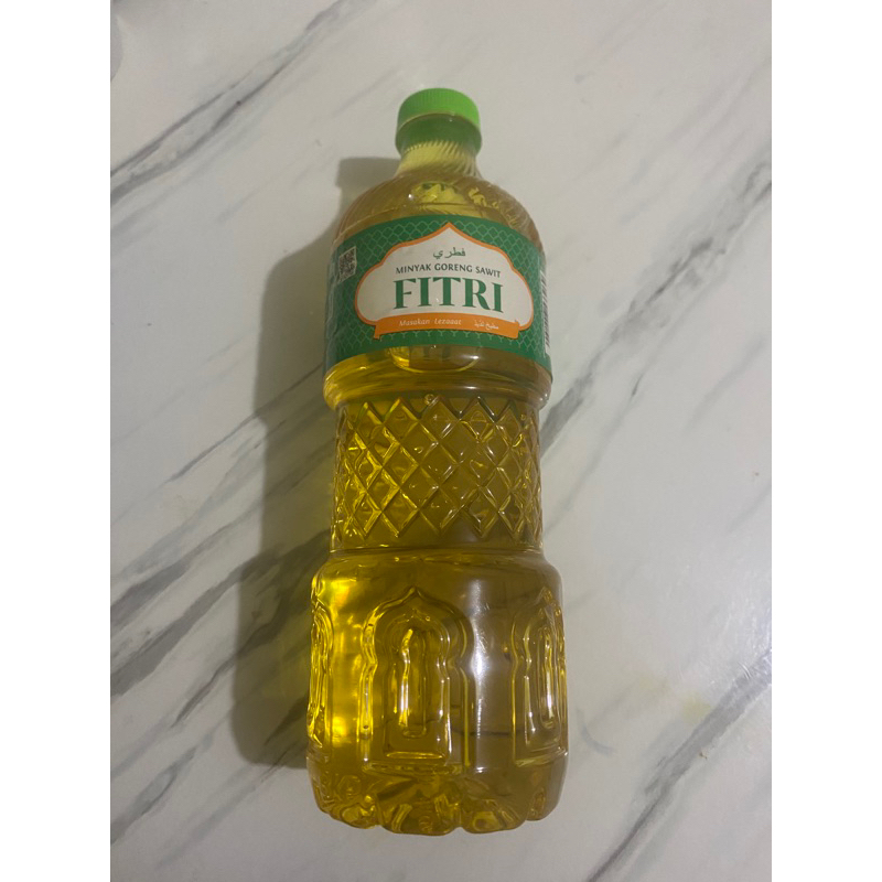 

Minyak Fitri 850ml kemasan botol