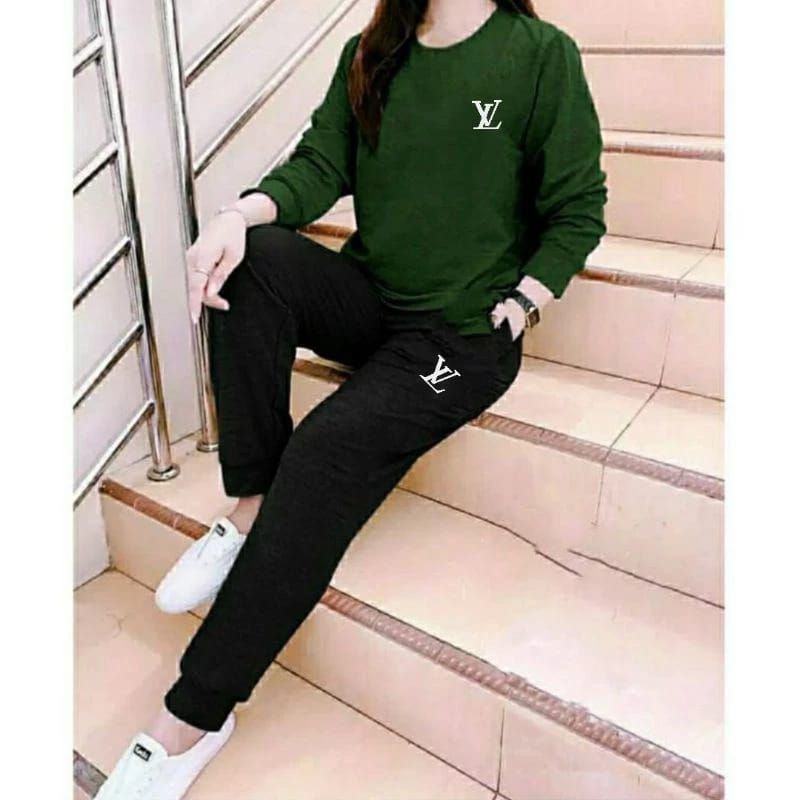 One Set Wanita LVV Kekinian II Set Wanita Olahraga Santai Trendy II Set Sweater Celana Jogger