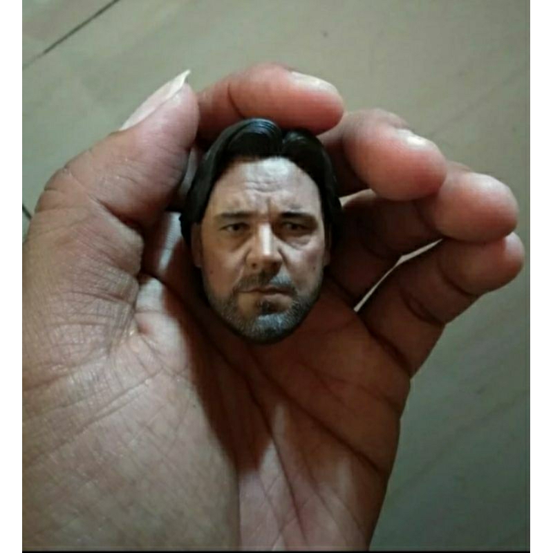 kitbash headsculpt  1/6 hot toys jor El