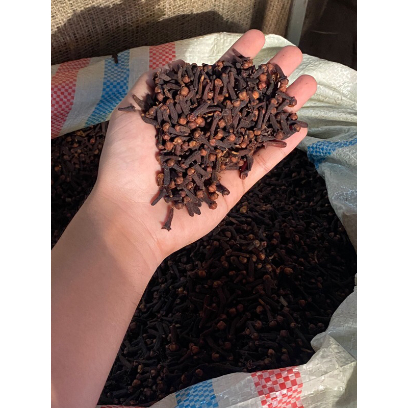 

Cengkeh 250gr, dengan kualitas terbaik