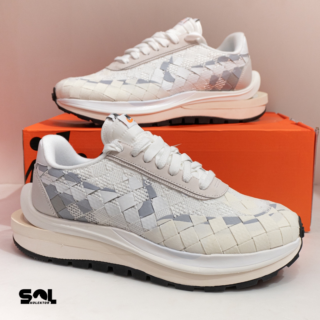 Sepatu Pria Sacai X Jean-Paul Gaultier X Waffle Woven White - 14334