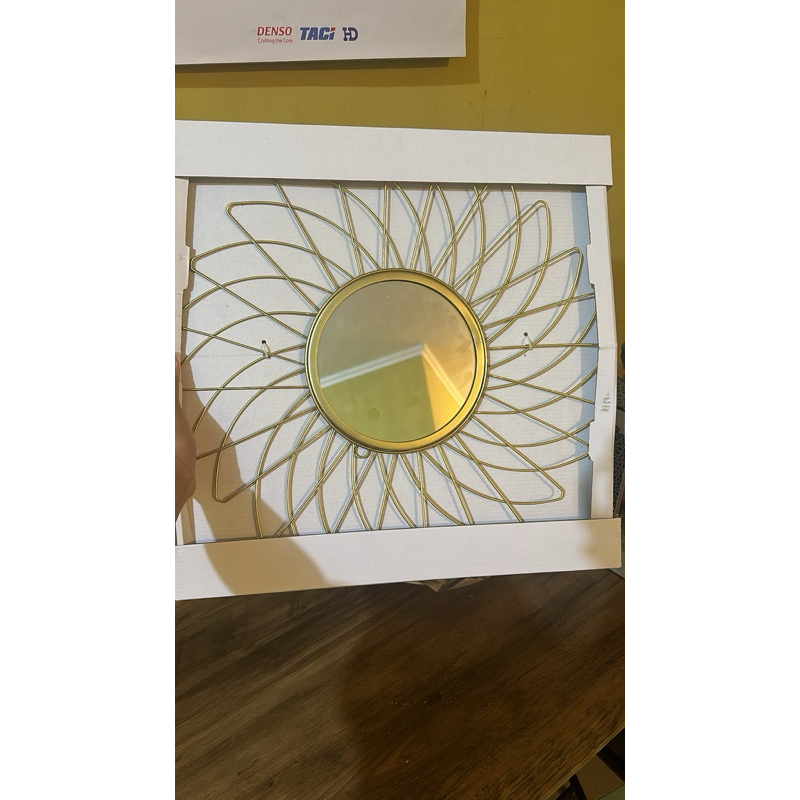 HIASAN DINDING INFORMA