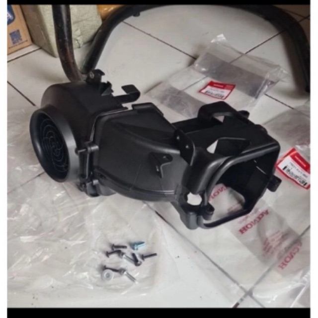 Cover tutup mesin Atas Bawah dan tutup kipas Beat Karbu Original Ahm