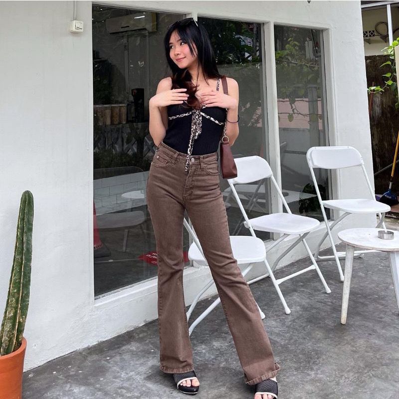 Cutbray Jeans - Cutbray Jeans HW biru snow - Cutbray Jeans Highwaist - Cutbray Jeans Loose Highwaist