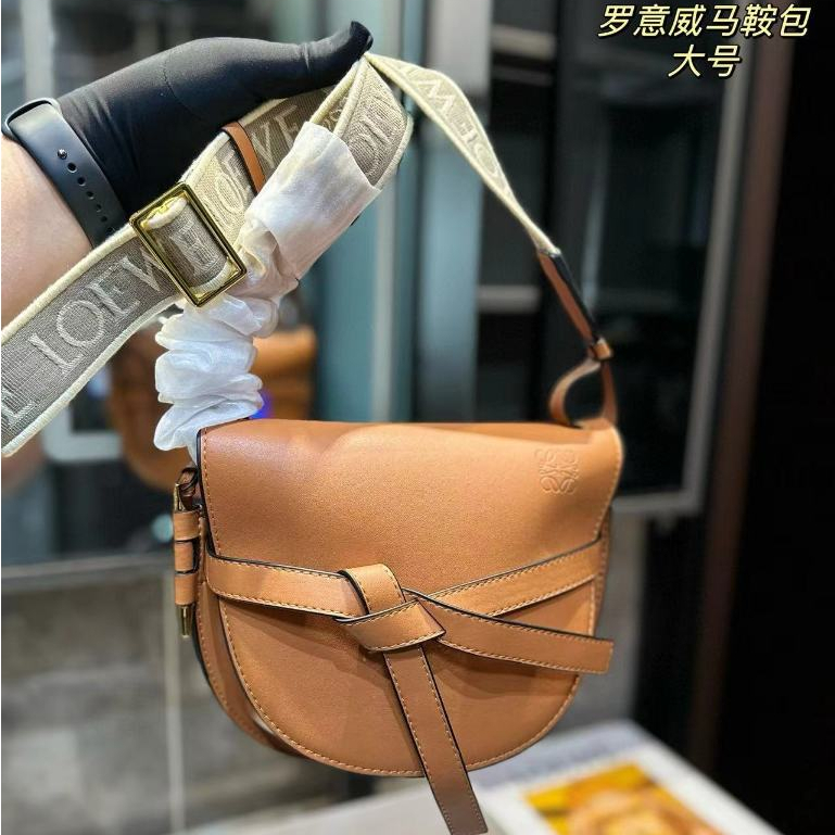 Original 2024 New Loewe Women's Classic Saddle Bag Crossbody Shoulder Bag